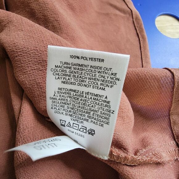 Express Cold Shoulder Cutout Zipper Back Pullover Blouse Size Small - Picture 5 of 11